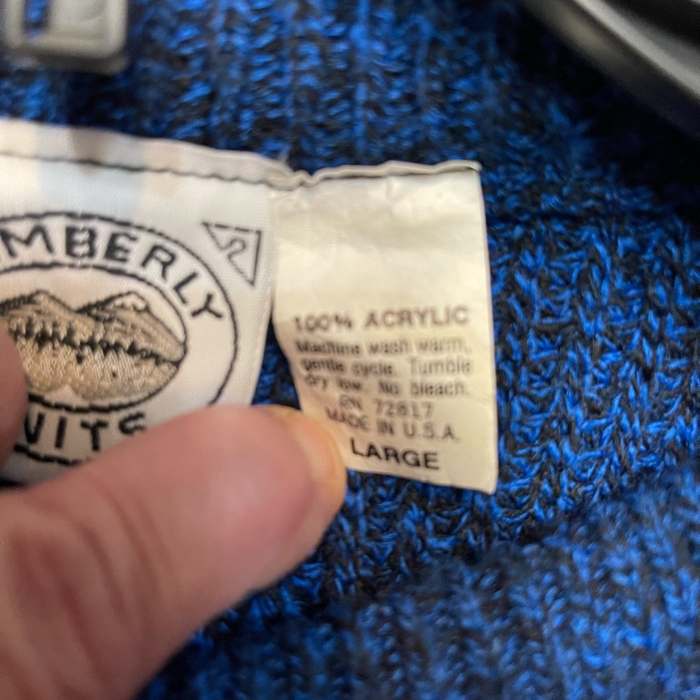 Men’s Blue Crew Neck Sweater. Size Medium/Large - Picture 3 of 5